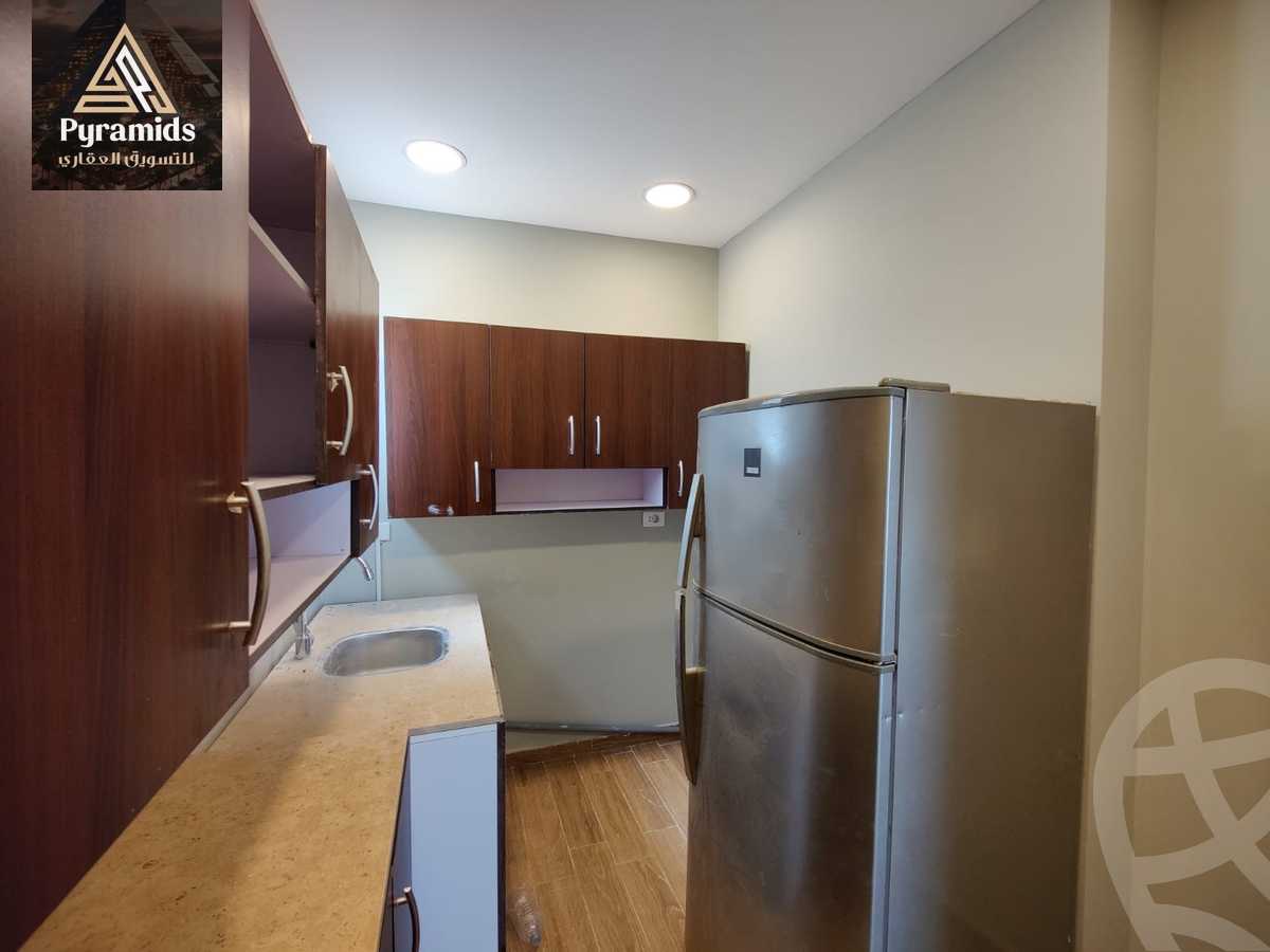 https://aqarmap.com.eg/en/listing/5196145-for-rent-cairo-el-sheikh-zayed-city-compounds-kmbwnd-wyst-twn-swdyk
