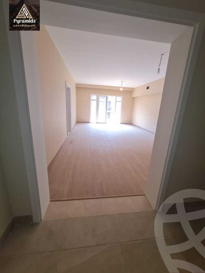 https://aqarmap.com.eg/ar/listing/5245431-for-rent-cairo-6th-of-october-compounds-october-plaza