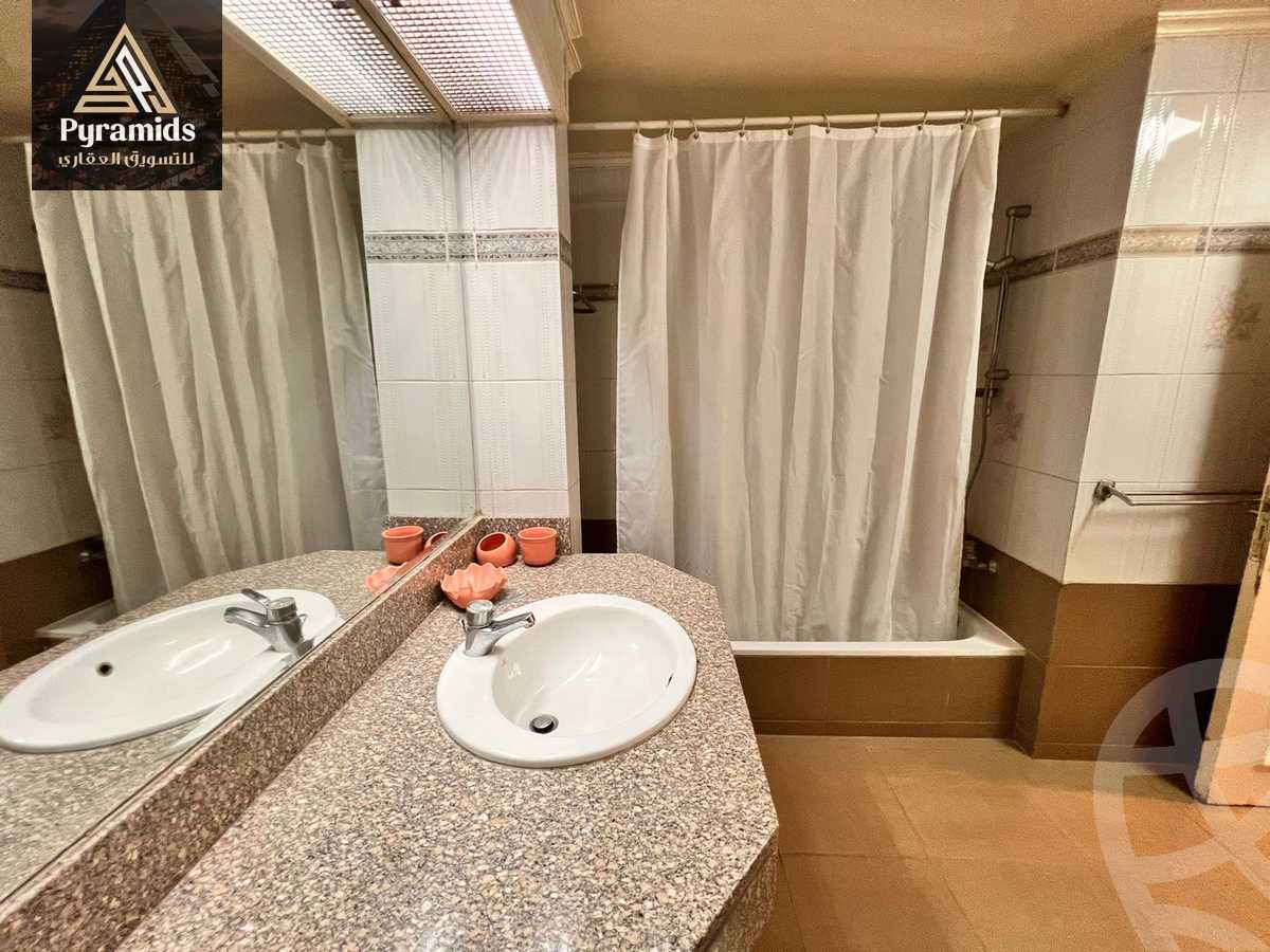 https://aqarmap.com.eg/ar/listing/5253511-for-rent-cairo-dokki-kwrnysh-lnyl