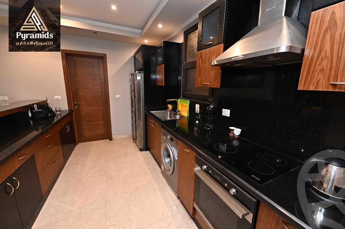 https://aqarmap.com.eg/en/listing/5302449-for-rent-cairo-el-sheikh-zayed-city-compounds-kmbwnd-wyst-twn-swdyk