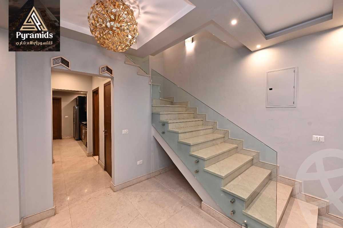 https://aqarmap.com.eg/en/listing/5302449-for-rent-cairo-el-sheikh-zayed-city-compounds-kmbwnd-wyst-twn-swdyk