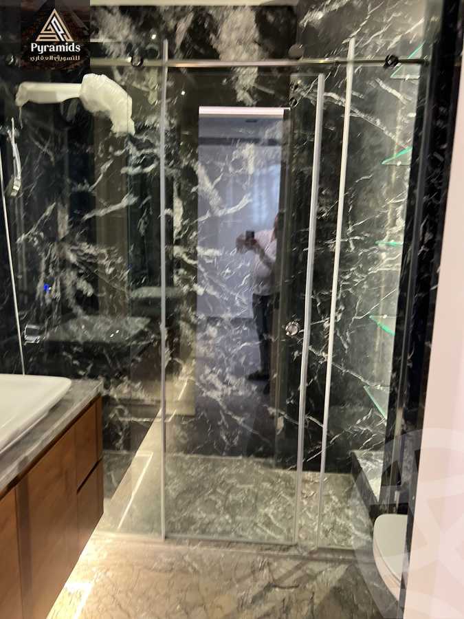 https://aqarmap.com.eg/ar/listing/5303104-for-rent-cairo-dokki-kwrnysh-lnyl