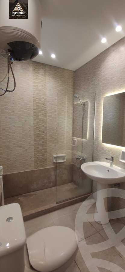 https://aqarmap.com.eg/en/listing/5325551-for-rent-cairo-el-sheikh-zayed-city-compounds-royal-city