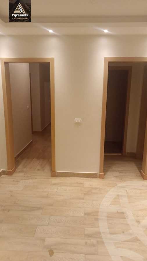 https://aqarmap.com.eg/ar/listing/5345032-for-rent-cairo-el-sheikh-zayed-city-compounds-zayed-regency
