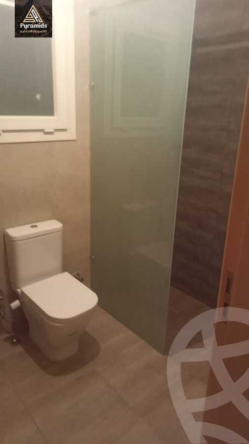https://aqarmap.com.eg/ar/listing/5345032-for-rent-cairo-el-sheikh-zayed-city-compounds-zayed-regency