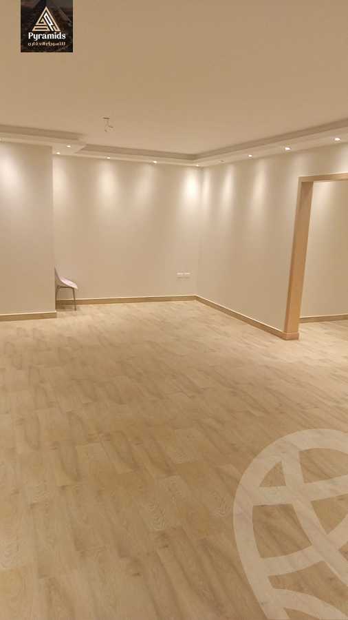 https://aqarmap.com.eg/ar/listing/5345032-for-rent-cairo-el-sheikh-zayed-city-compounds-zayed-regency