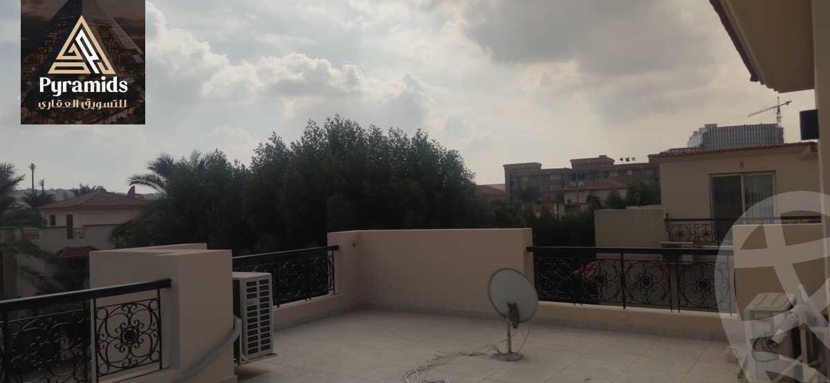 https://aqarmap.com.eg/en/listing/5388341-for-sale-cairo-el-sheikh-zayed-city-compounds-royal-city