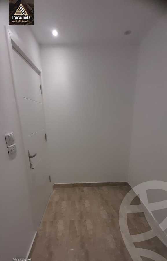https://aqarmap.com.eg/en/listing/5468459-for-rent-cairo-6th-of-october-compounds-mountain-view-giza-plateau