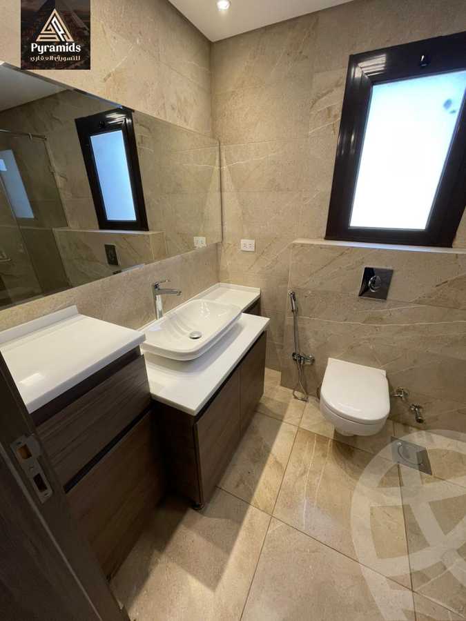 https://aqarmap.com.eg/en/listing/5870385-for-rent-cairo-el-sheikh-zayed-city-compounds-kmbwnd-wyst-twn-swdyk