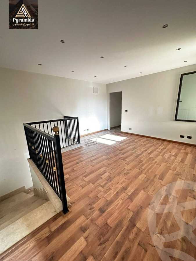 https://aqarmap.com.eg/en/listing/5870444-for-rent-cairo-el-sheikh-zayed-city-compounds-kmbwnd-wyst-twn-swdyk