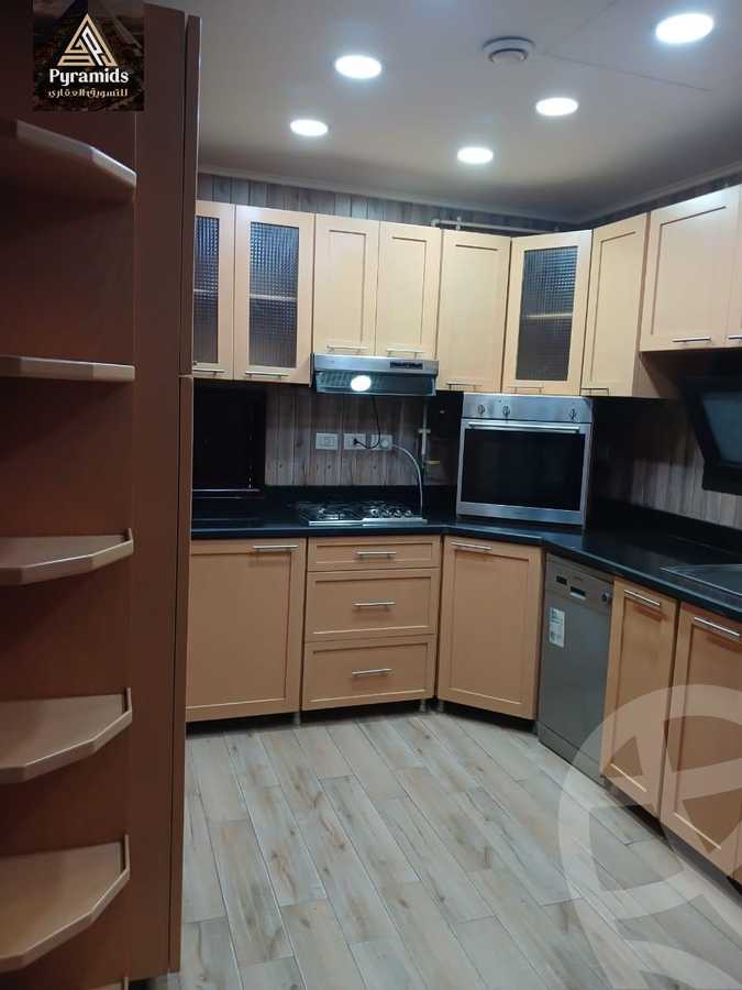https://aqarmap.com.eg/en/listing/5870458-for-rent-cairo-el-sheikh-zayed-city-compounds-kmbwnd-wyst-twn-swdyk