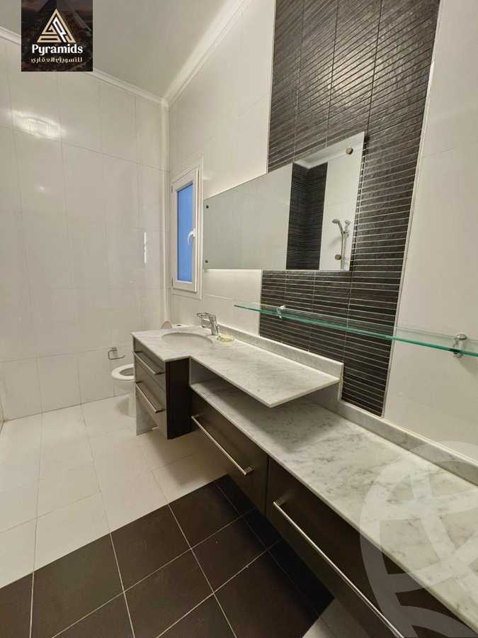 https://aqarmap.com.eg/ar/listing/5872167-for-rent-cairo-el-sheikh-zayed-city-compounds-el-karma-2