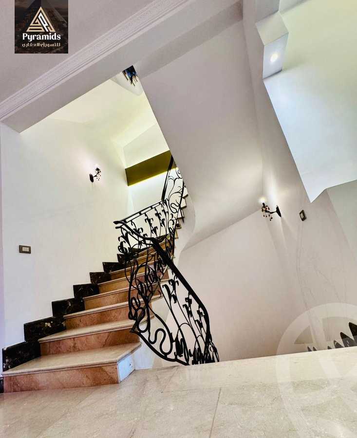https://aqarmap.com.eg/ar/listing/5872167-for-rent-cairo-el-sheikh-zayed-city-compounds-el-karma-2