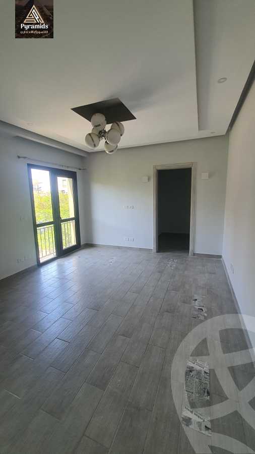https://aqarmap.com.eg/en/listing/5923772-for-rent-cairo-el-sheikh-zayed-city-compounds-kmbwnd-wyst-twn-swdyk