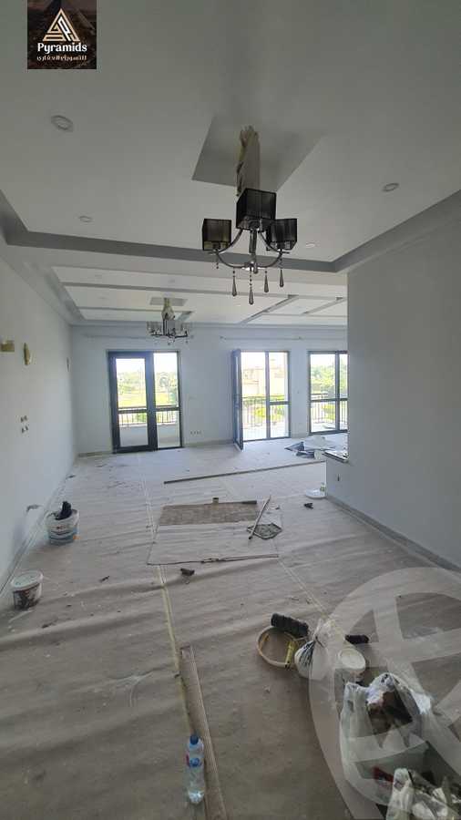 https://aqarmap.com.eg/en/listing/5923772-for-rent-cairo-el-sheikh-zayed-city-compounds-kmbwnd-wyst-twn-swdyk