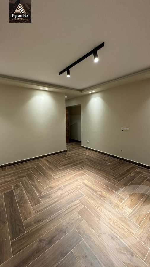 https://aqarmap.com.eg/en/listing/5932404-for-rent-cairo-el-sheikh-zayed-city-compounds-el-patio-zahraa