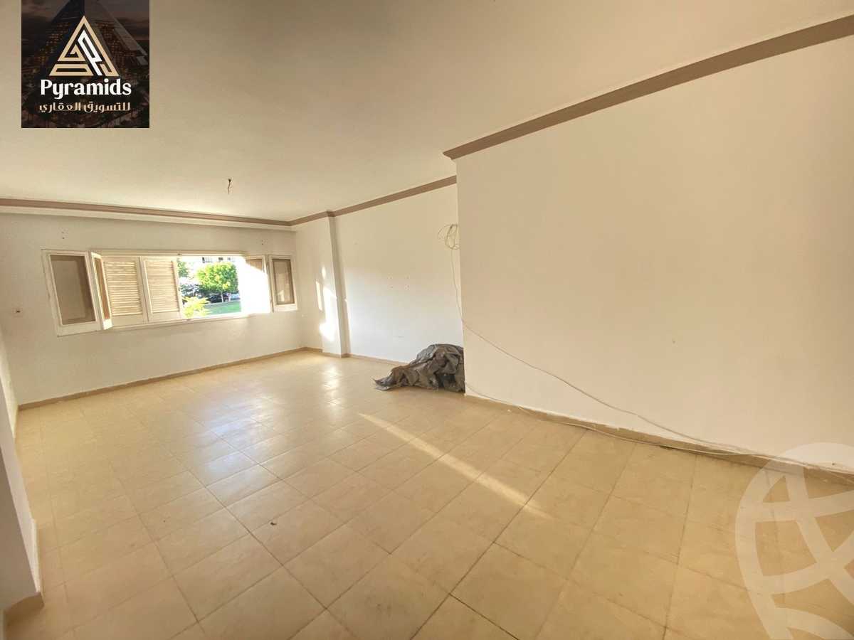 https://aqarmap.com.eg/en/listing/5934056-for-rent-cairo-el-sheikh-zayed-city-compounds-beverly-hills