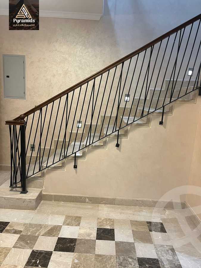 https://aqarmap.com.eg/en/listing/5940161-for-rent-cairo-el-sheikh-zayed-city-compounds-kmbwnd-wyst-twn-swdyk
