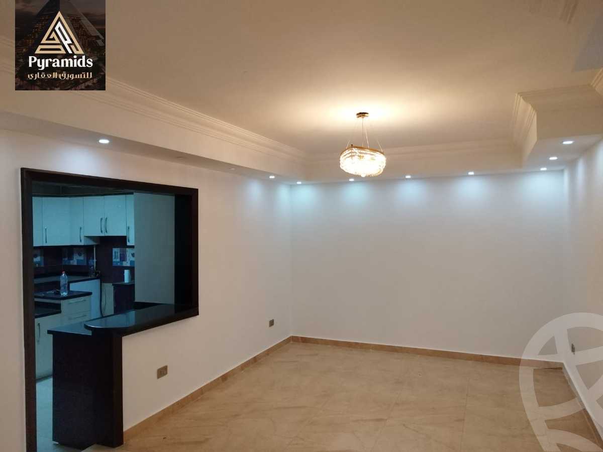 https://aqarmap.com.eg/en/listing/5949528-for-rent-cairo-6th-of-october-compounds-pyramids-walk