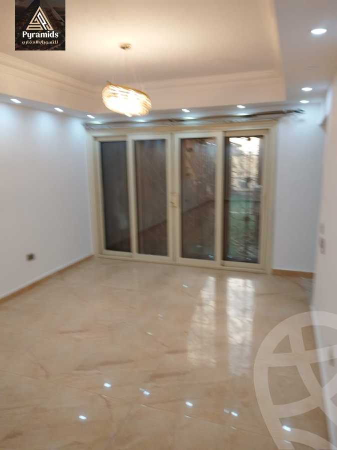 https://aqarmap.com.eg/en/listing/5949528-for-rent-cairo-6th-of-october-compounds-pyramids-walk