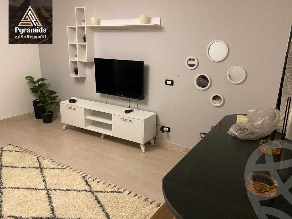 https://aqarmap.com.eg/en/listing/5961195-for-rent-cairo-el-sheikh-zayed-city-compounds-hadayek-el-mohandiseen