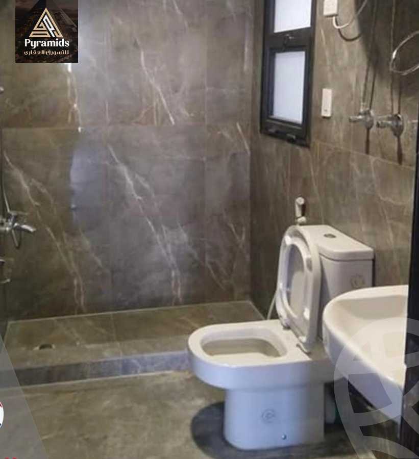 https://aqarmap.com.eg/en/listing/5961208-for-rent-cairo-el-sheikh-zayed-city-compounds-kmbwnd-wyst-twn-swdyk