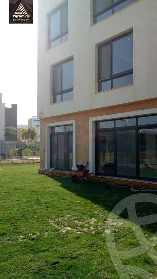 https://aqarmap.com.eg/en/listing/5961208-for-rent-cairo-el-sheikh-zayed-city-compounds-kmbwnd-wyst-twn-swdyk