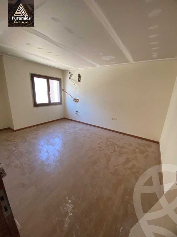 https://aqarmap.com.eg/ar/listing/6009559-for-rent-cairo-6th-of-october-compounds-pyramids-heights