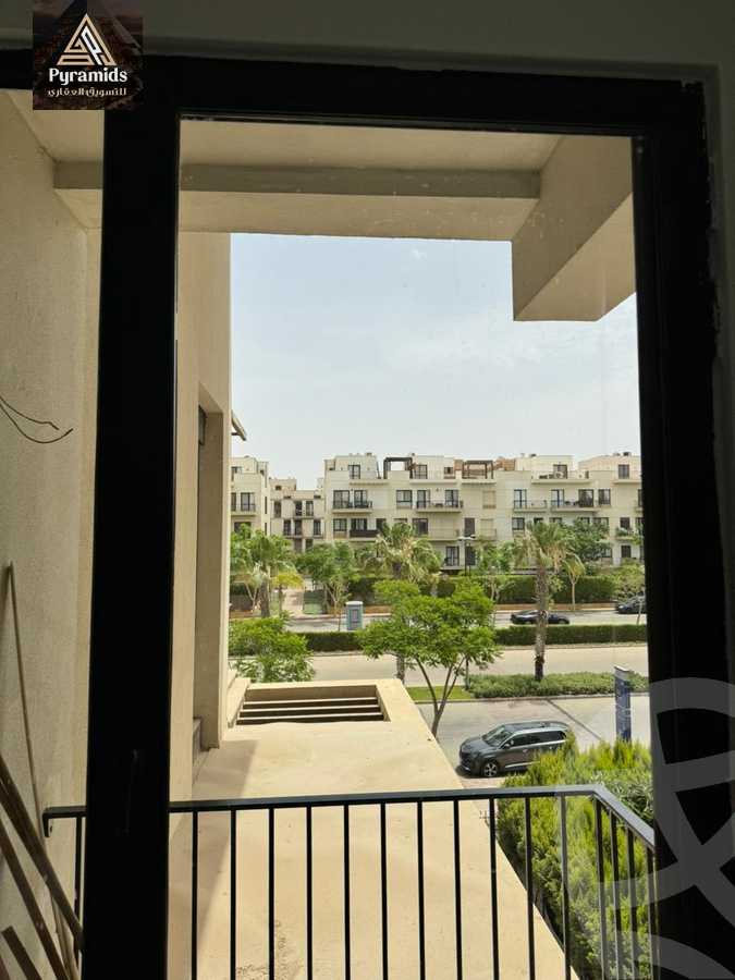 https://aqarmap.com.eg/en/listing/6021453-for-rent-cairo-el-sheikh-zayed-city-compounds-kmbwnd-wyst-twn-swdyk