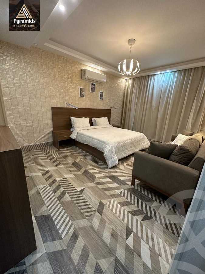 https://aqarmap.com.eg/en/listing/6026602-for-rent-cairo-el-sheikh-zayed-city-compounds-kmbwnd-wyst-twn-swdyk