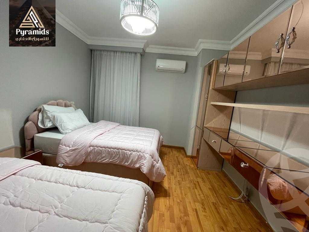 https://aqarmap.com.eg/en/listing/6026602-for-rent-cairo-el-sheikh-zayed-city-compounds-kmbwnd-wyst-twn-swdyk
