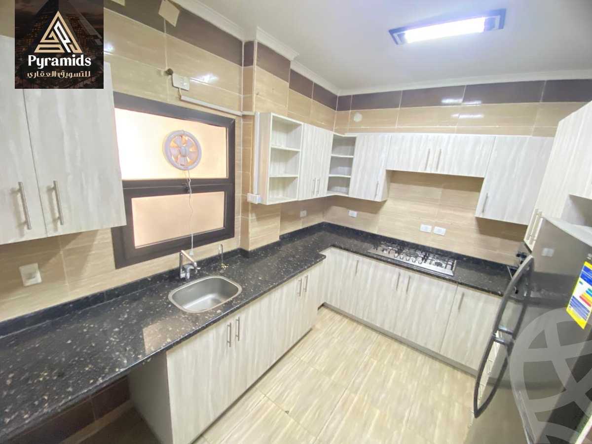 https://aqarmap.com.eg/en/listing/6035808-for-rent-cairo-el-sheikh-zayed-city-compounds-kmbwnd-wyst-twn-swdyk
