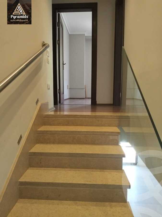 https://aqarmap.com.eg/en/listing/6035827-for-rent-cairo-el-sheikh-zayed-city-compounds-kmbwnd-wyst-twn-swdyk