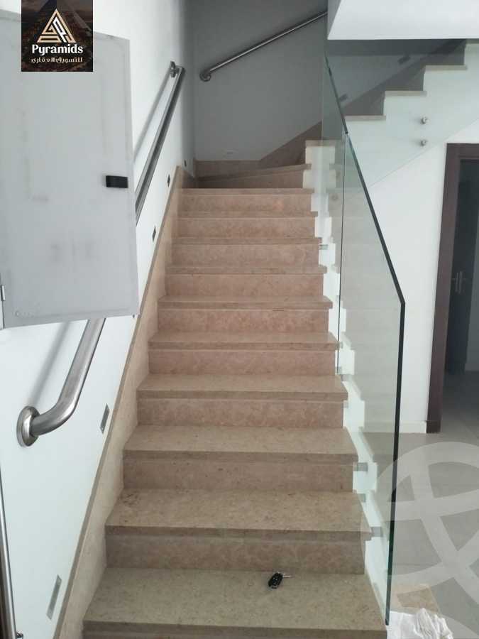 https://aqarmap.com.eg/en/listing/6035827-for-rent-cairo-el-sheikh-zayed-city-compounds-kmbwnd-wyst-twn-swdyk