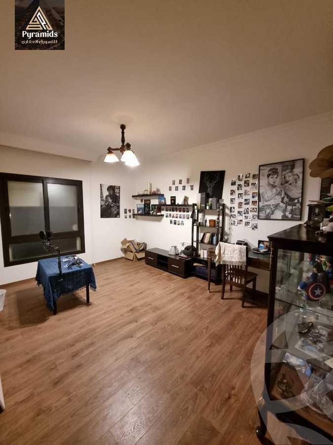 https://aqarmap.com.eg/en/listing/6123710-for-rent-cairo-el-sheikh-zayed-city-compounds-kmbwnd-wyst-twn-swdyk