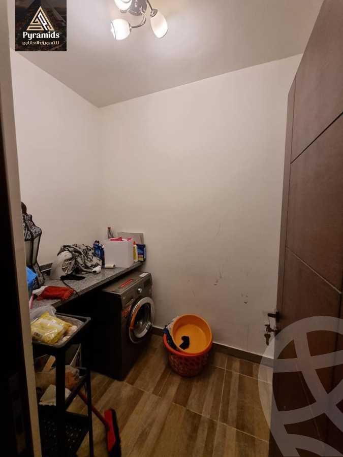 https://aqarmap.com.eg/en/listing/6123710-for-rent-cairo-el-sheikh-zayed-city-compounds-kmbwnd-wyst-twn-swdyk