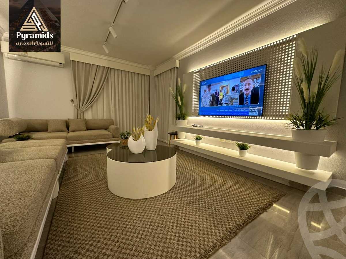 https://aqarmap.com.eg/en/listing/6137948-for-rent-cairo-6th-of-october-compounds-jn-ktwbr