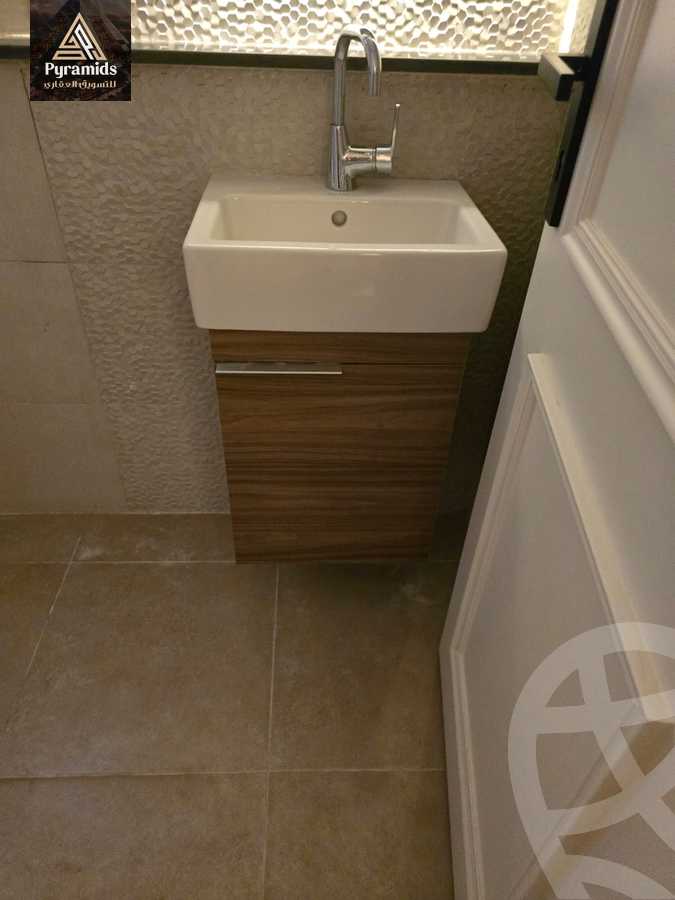 https://aqarmap.com.eg/en/listing/6152221-for-rent-cairo-6th-of-october-compounds-green-5