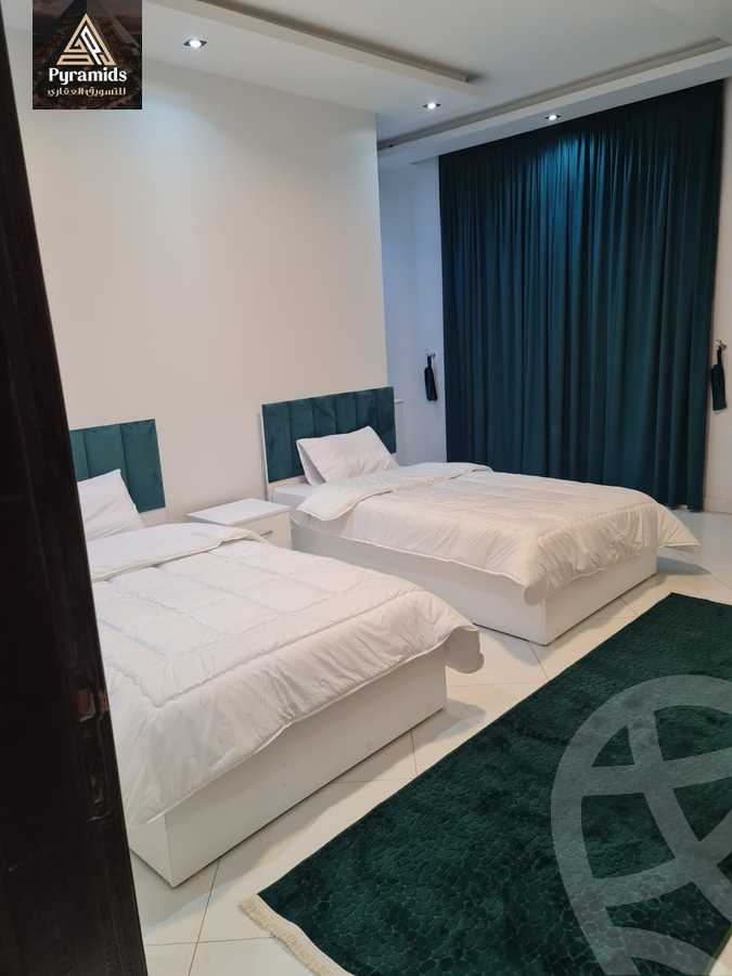 https://aqarmap.com.eg/ar/listing/6202290-for-rent-cairo-el-sheikh-zayed-city-compounds-el-yasmeen-compound