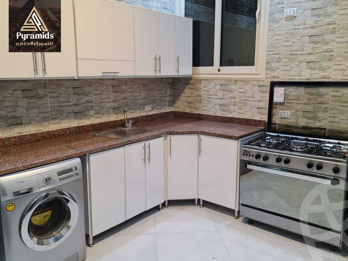 https://aqarmap.com.eg/ar/listing/6202290-for-rent-cairo-el-sheikh-zayed-city-compounds-el-yasmeen-compound