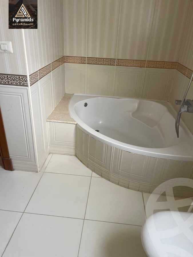 https://aqarmap.com.eg/en/listing/6216457-for-rent-cairo-el-sheikh-zayed-city-compounds-el-rabwa