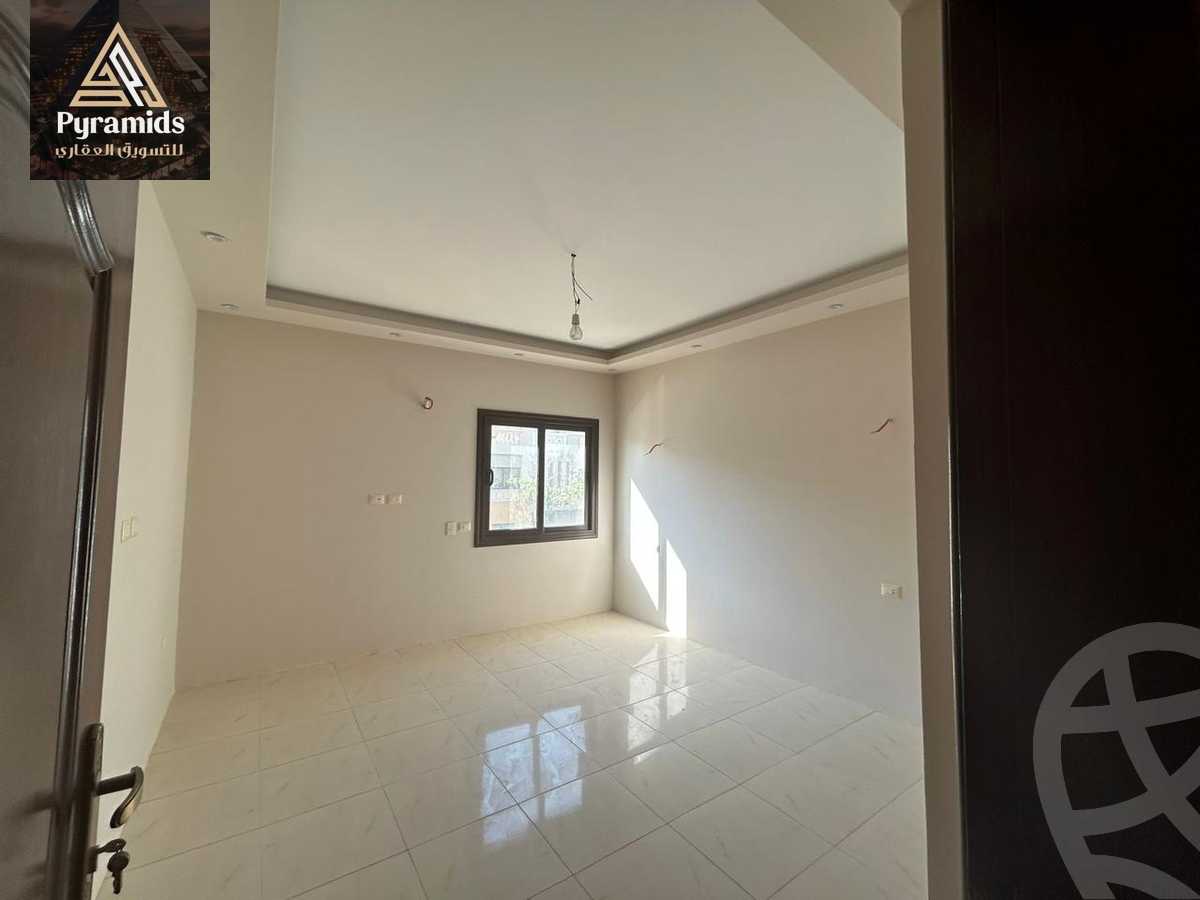 https://aqarmap.com.eg/ar/listing/6229413-for-rent-cairo-6th-of-october-compounds-green-4