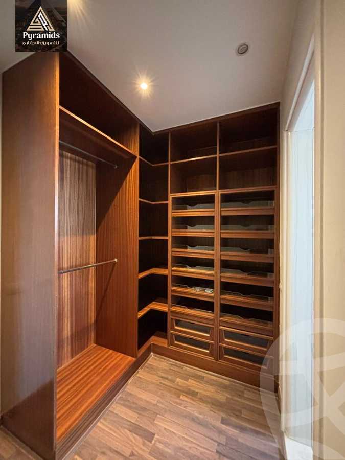 https://aqarmap.com.eg/ar/listing/6248727-for-rent-cairo-el-sheikh-zayed-city-compounds-kmbwnd-ljry-swdyk