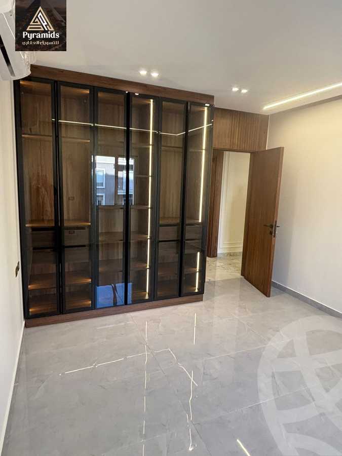 https://aqarmap.com.eg/ar/listing/6258157-for-rent-cairo-6th-of-october-compounds-october-plaza