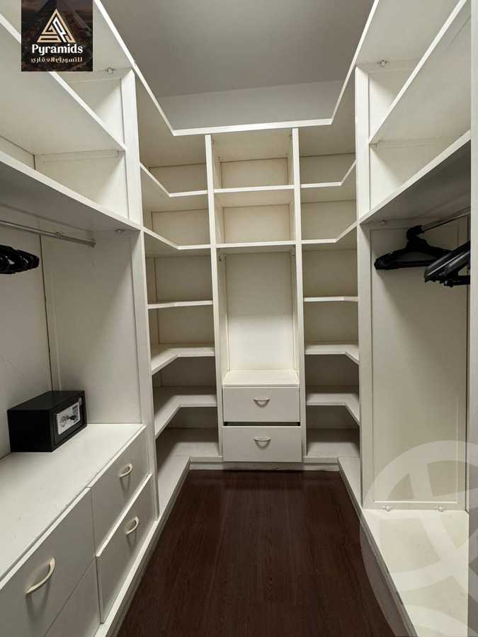https://aqarmap.com.eg/en/listing/6267783-for-rent-cairo-el-sheikh-zayed-city-compounds-kmbwnd-ljry-swdyk