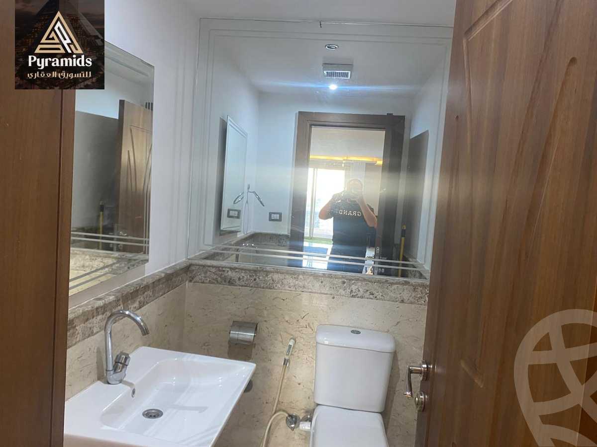 https://aqarmap.com.eg/ar/listing/6326202-for-rent-cairo-el-mohandesen-abd-el-moneam-riad-st