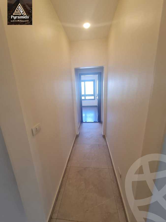 https://aqarmap.com.eg/ar/listing/6334158-for-rent-cairo-el-sheikh-zayed-city-compounds-kmbwnd-wn-16-swdyk