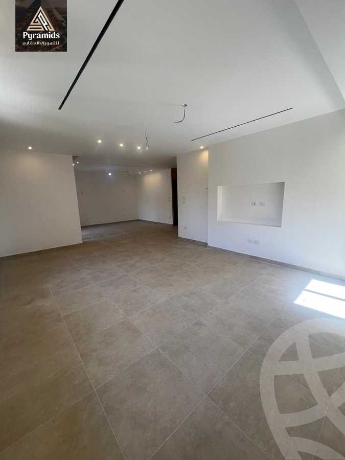 https://aqarmap.com.eg/en/listing/6350774-for-rent-cairo-6th-of-october-compounds-october-plaza