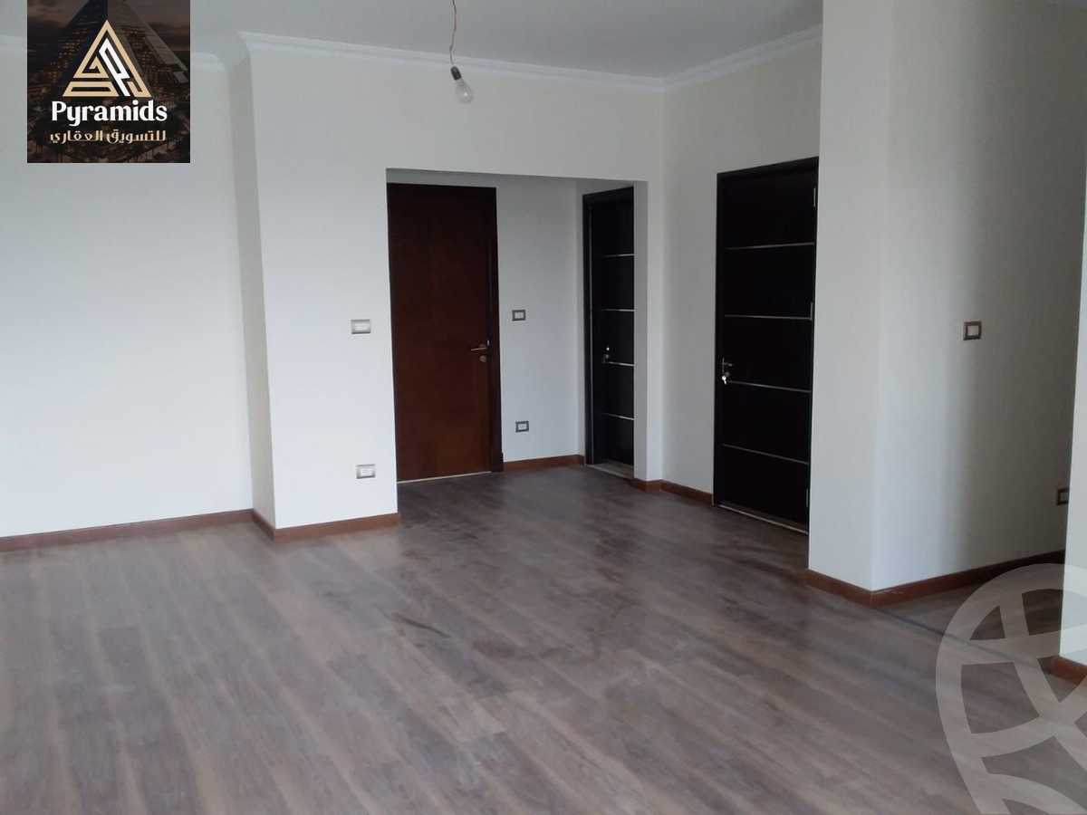 https://aqarmap.com.eg/en/listing/6389511-for-rent-cairo-el-sheikh-zayed-city-compounds-kmbwnd-wyst-twn-swdyk