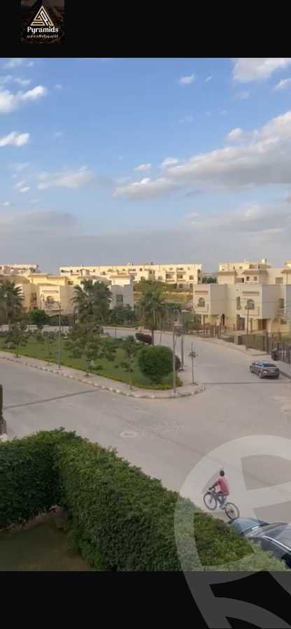https://aqarmap.com.eg/en/listing/6429596-for-rent-cairo-6th-of-october-compounds-dream-land-lake-dream-dream-land-compound